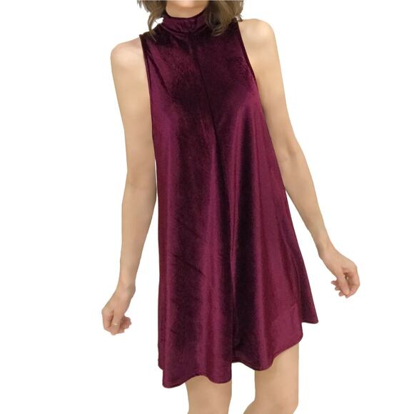 Storia Velvet Trapeze Dress Sz M Shiny Ribbed Wine Red Sleeveless Mock Neck - Picture 3 of 8